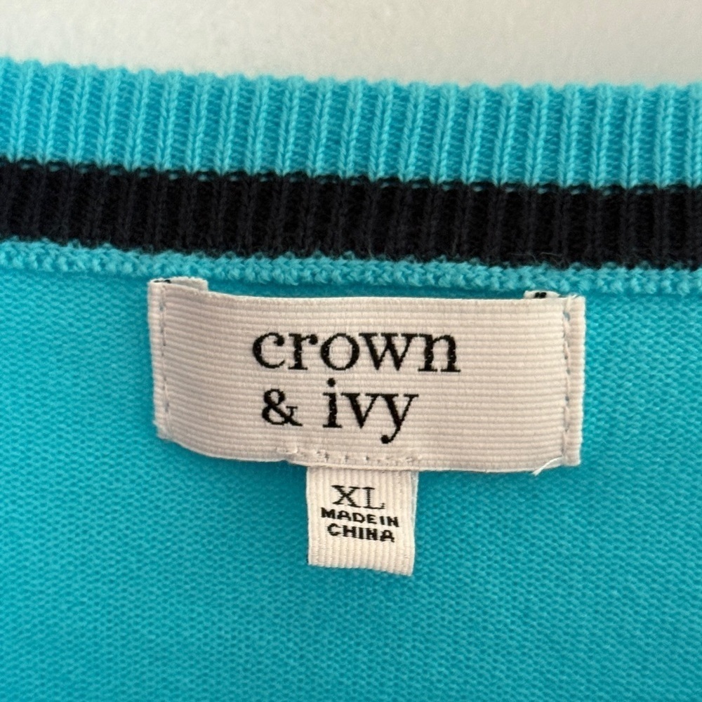 Crown & Ivy Turquoise Cardigan Sweater - Picture 4 of 9